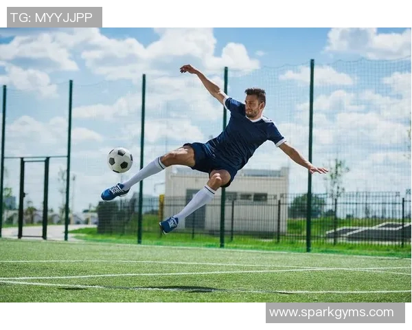 足球明星合影抠图素材分享助你轻松制作精彩足球主题作品